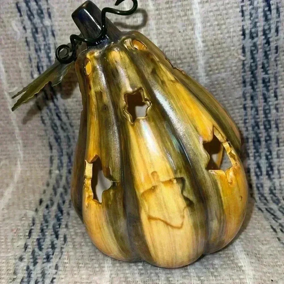Ceramic Squash or Gourd. - Picture 1 of 4